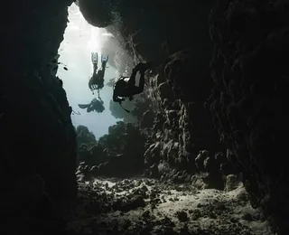 Tenglong Cave