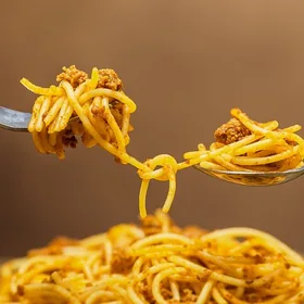 Donkey-meat yellow noodles