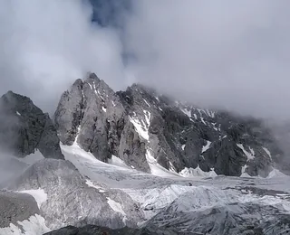 Jade Dragon Snow Mountain
