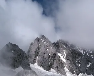 Jade Dragon Snow Mountain