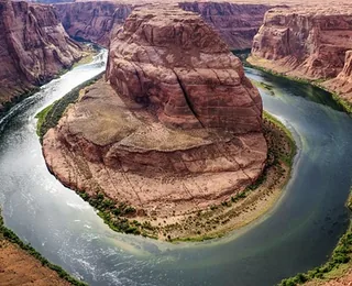 Nine-Bend Stream