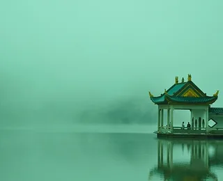 Tianyi Pavilion and Moon Lake