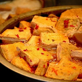 Stinky tofu
