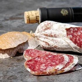 Tujia cured meat